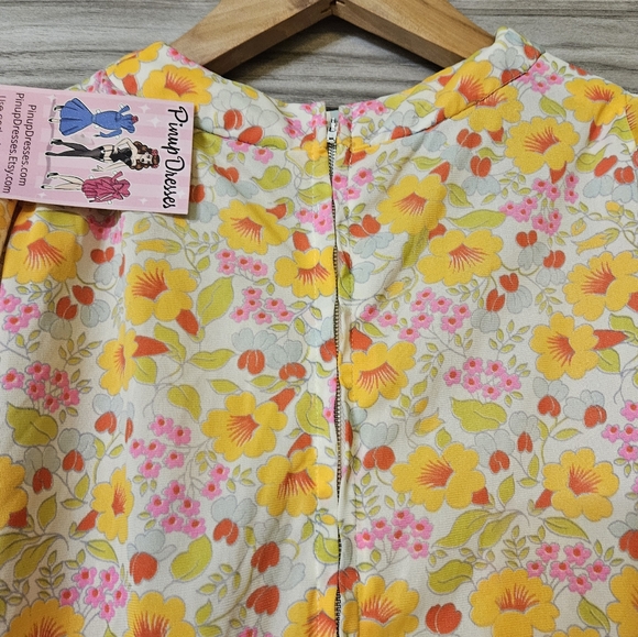 Pinup Dresses Vintage 50s 60s Colorful Chiffon Foral Dead-Stock Fabric Dress - Picture 3 of 12